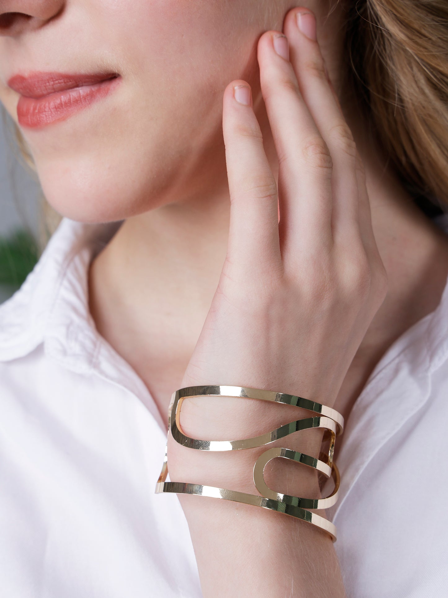 Bold Abstract Gold Statement Bangle-free sizes