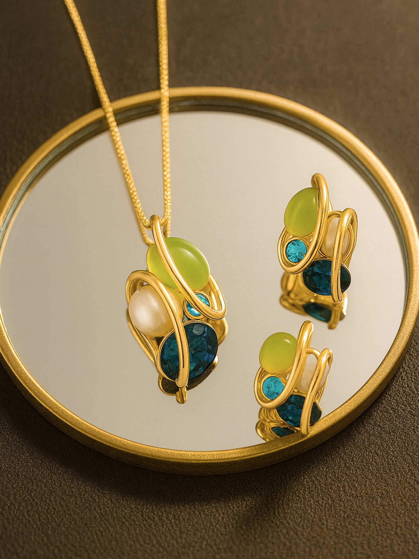Gold-Plated Crystal Stone-Studded Pendant & Earrings Jewellery Set