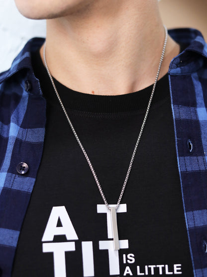 Minimal silver chain pendant necklace on model