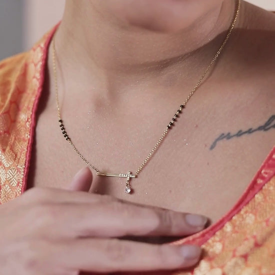 Bar Pendant and Solitaire Drop mangalsutra video