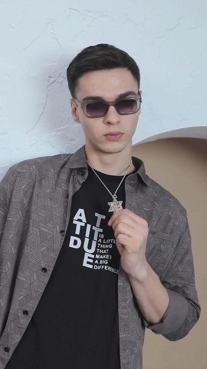 Men star pendant video